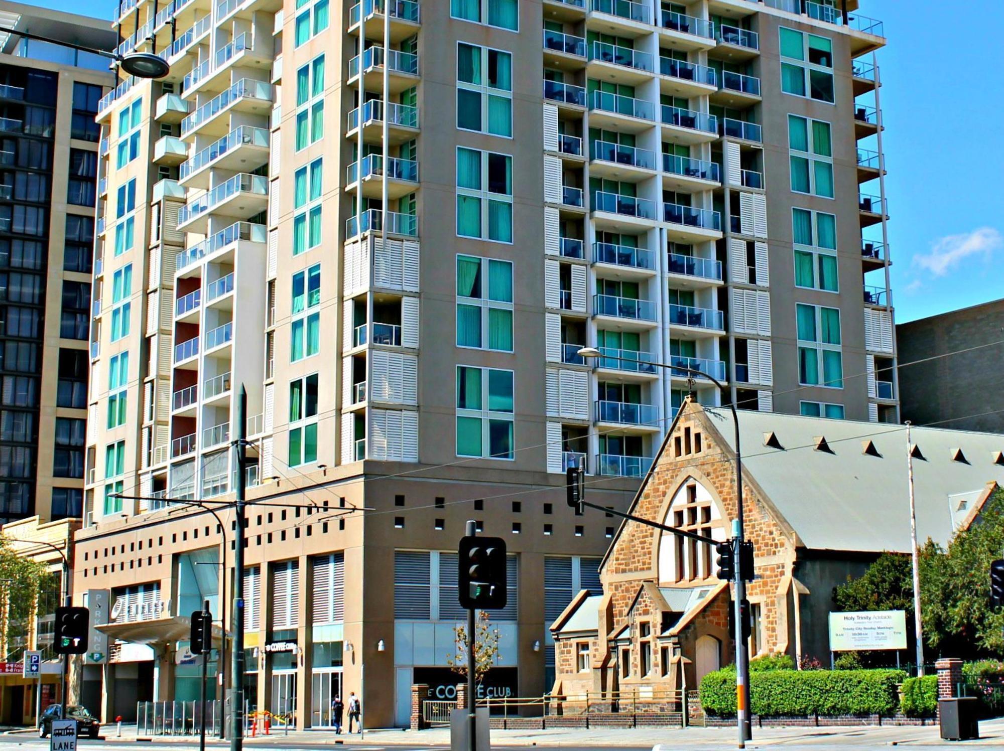 Adelaide Dress Circle Apartments - North Terrace מראה חיצוני תמונה